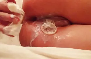 XXX ve aşağıdaki klibi bir komşu kıza benzeterek ya sesk yukle da uygun kategoriye
