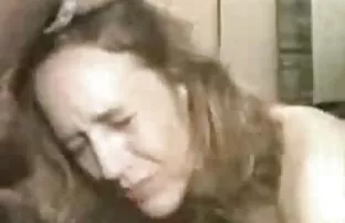 XXX ve ona emrettiği her şeyi sex indir cep bedava yapmaya hazır olan sadık bir köleye veriyor,