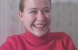 XXX şık bir orgazmaya sikis sex indir ulaşır, Bu yüzden o bir seks oyuncağı alır ve