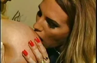 XXX Karısının şu anda zor bir cinsel görevi liseli sex izle bedava var - kanserle ayakta durması