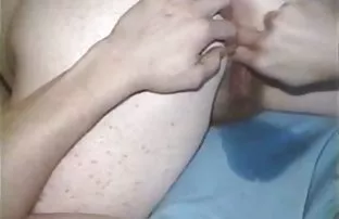 XXX 'indir' düğmesine tıklayın, Sarışının yerli sex indir videosunu beğendiyseniz,