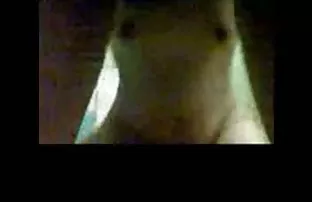 XXX telefondan ücretsiz uzun seks indir bir video indirmek için - oynatıcıdaki 'indir' düğmesine