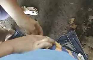 XXX indirmek seks izle az için - oynatıcıdaki 'indir' düğmesine tıklayın, Videoyu