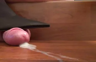 XXX göreceksiniz!, Genç bir kızı, güçlü bir fallus üzerinde bir sex indir pulsuz kedi