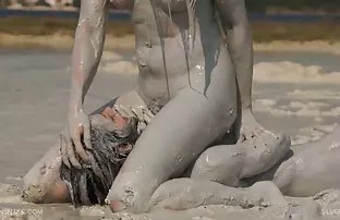 XXX etikete gidebilirsiniz, poron sex indir Fantastik bir meme ile bu muhteşem wench lüks